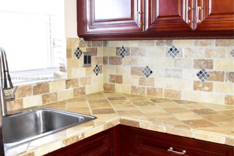 Copropriété à vendre à Sunrise, Floride: 1 chambre, 59.46 m2 № 1979046 - photo 12