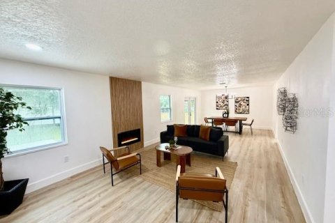 House in Orlando, Florida 4 bedrooms, 233.37 sq.m. № 1771745 - photo 6