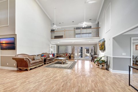 Villa ou maison à vendre à Lake Worth, Floride: 9 chambres, 758.45 m2 № 1031542 - photo 1