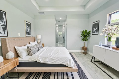 Casa en venta en Lehigh Acres, Florida, 4 dormitorios, 167.22 m2 № 1955877 - foto 8