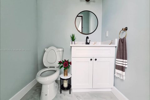 Casa en venta en Lehigh Acres, Florida, 4 dormitorios, 167.22 m2 № 1955877 - foto 4