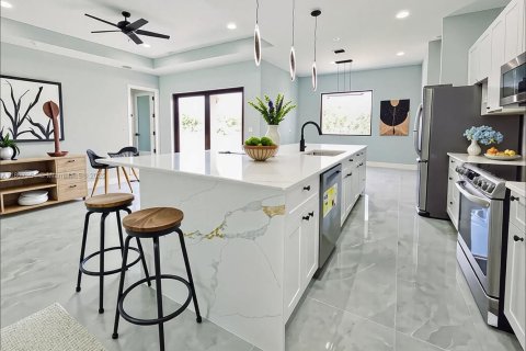 Casa en venta en Lehigh Acres, Florida, 4 dormitorios, 167.22 m2 № 1955877 - foto 13