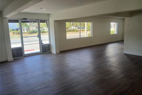 Immobilier commercial à vendre à Orlando, Floride: 179.95 m2 № 1514394 - photo 7