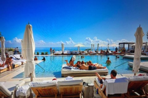 Condominio en venta en Miami Beach, Florida, 70.61 m2 № 1818380 - foto 7