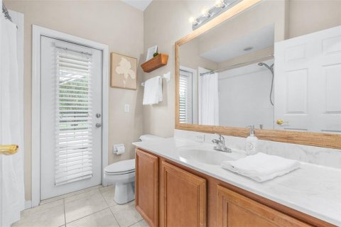 Casa en venta en Wesley Chapel, Florida, 5 dormitorios, 267.47 m2 № 2384080 - foto 17
