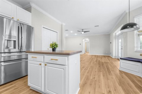 Casa en venta en Wesley Chapel, Florida, 5 dormitorios, 267.47 m2 № 2384080 - foto 13