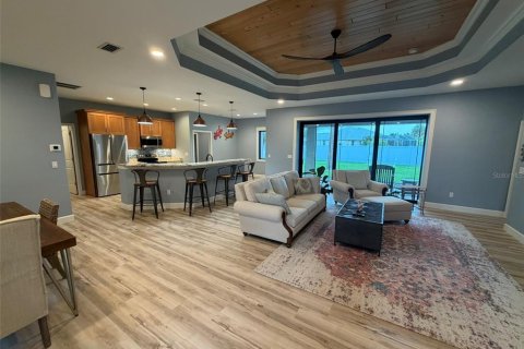 Villa ou maison à vendre à Rotonda, Floride: 3 chambres, 168.34 m2 № 2217599 - photo 4