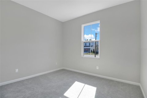 Casa en venta en DeLand, Florida, 4 dormitorios, 194.17 m2 № 2139978 - foto 4
