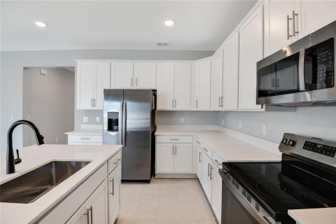 Casa en venta en DeLand, Florida, 4 dormitorios, 194.17 m2 № 2139978 - foto 9