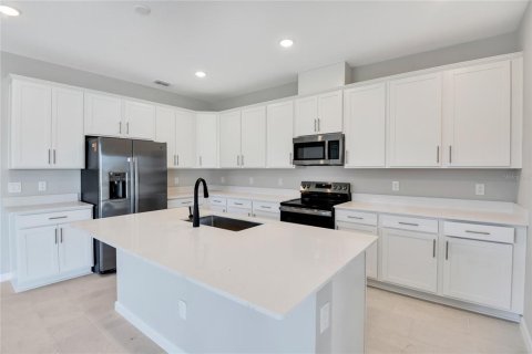 Casa en venta en DeLand, Florida, 4 dormitorios, 194.17 m2 № 2139978 - foto 7
