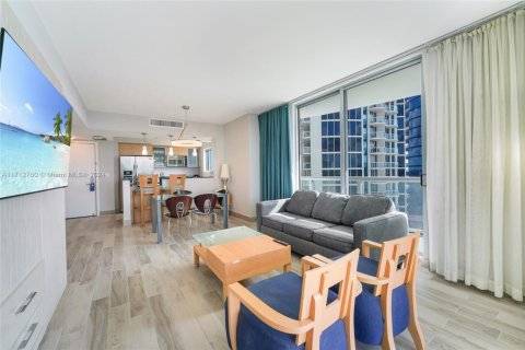 Copropriété à vendre à Sunny Isles Beach, Floride: 2 chambres, 139.07 m2 № 1763273 - photo 3