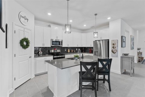 Casa en venta en Davenport, Florida, 4 dormitorios, 188.78 m2 № 1918227 - foto 15