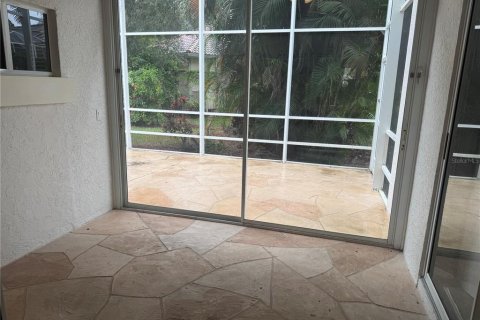 House in Venice, Florida 3 bedrooms, 174.66 sq.m. № 2427415 - photo 23