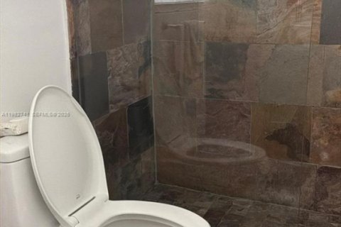 Снять в аренду виллу или дом в Бока-Ратон, Флорида 3 спальни, 209.03м2, № 2045516 - фото 27