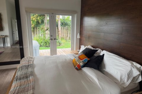 Снять в аренду виллу или дом в Бока-Ратон, Флорида 3 спальни, 209.03м2, № 2045516 - фото 12