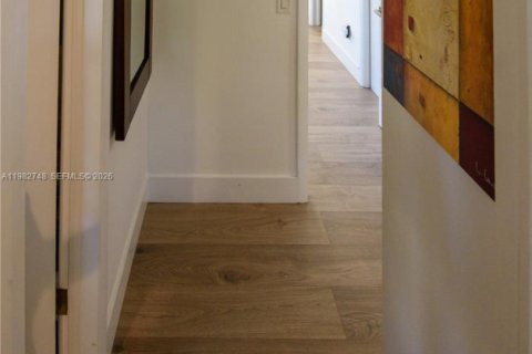 Снять в аренду виллу или дом в Бока-Ратон, Флорида 3 спальни, 209.03м2, № 2045516 - фото 28