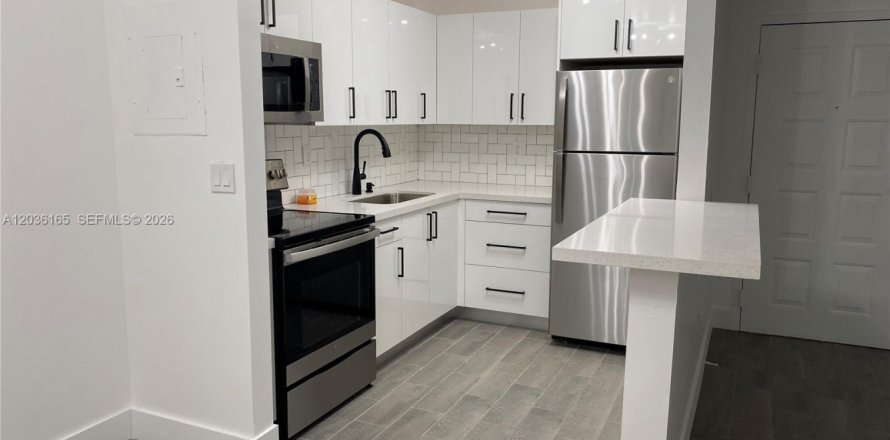 Condo à Miami, Floride, 2 chambres  № 2086013