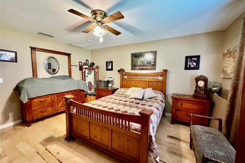 Casa en venta en Astor, Florida, 2 dormitorios, 201.41 m2 № 1831444 - foto 23
