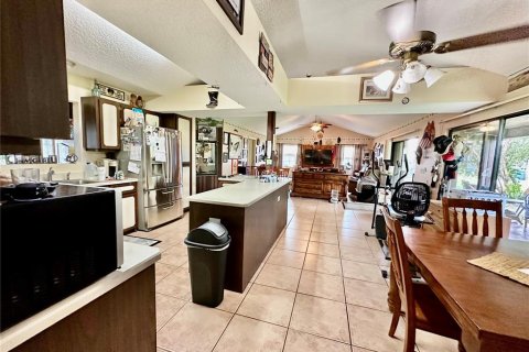 Casa en venta en Astor, Florida, 2 dormitorios, 201.41 m2 № 1831444 - foto 12