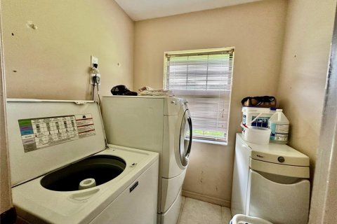 Casa en venta en Astor, Florida, 2 dormitorios, 201.41 m2 № 1831444 - foto 24