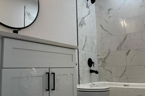 Casa en alquiler en Citrus Springs, Florida, 3 dormitorios, 131.09 m2 № 1912920 - foto 4