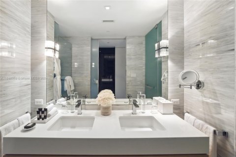 Condominio en venta en Miami Beach, Florida, 53.33 m2 № 1329395 - foto 3