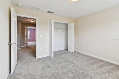 Townhouse in Brandon, Florida 3 bedrooms, 178.09 sq.m. № 1659626 - photo 22