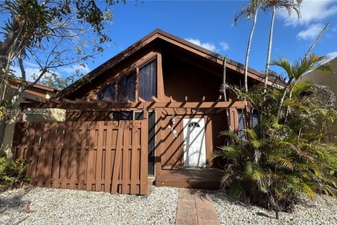 Таунхаус в Форт-Лодердейл, Флорида 3 спальни, 145.39м2 № 2031612