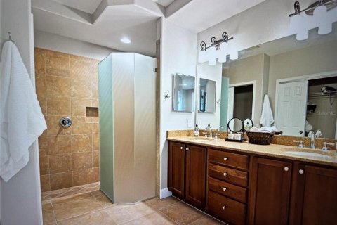 Condo in Bradenton, Florida, 3 bedrooms  № 1913609 - photo 13