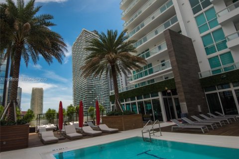 Condo in Miami, Florida  № 2052829 - photo 12