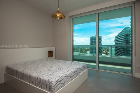 Condo in Miami, Florida  № 2052829 - photo 9