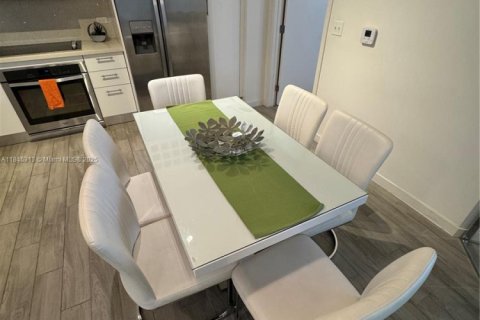 Copropriété à louer à Miami, Floride: 1 chambre, 70.61 m2 № 1840997 - photo 4