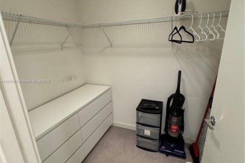 Copropriété à louer à Miami, Floride: 1 chambre, 70.61 m2 № 1840997 - photo 7