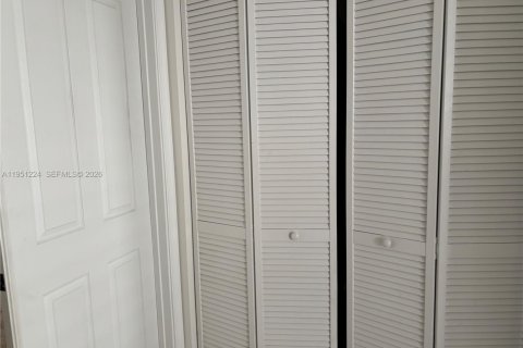 Villa ou maison à louer à Ave Maria, Floride: 4 chambres № 2077338 - photo 9