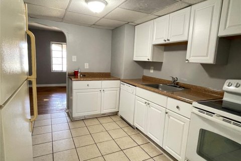 Casa en alquiler en Saint Petersburg, Florida, 2 dormitorios, 123.84 m2 № 1644413 - foto 8