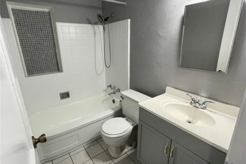Casa en alquiler en Saint Petersburg, Florida, 2 dormitorios, 123.84 m2 № 1644413 - foto 14