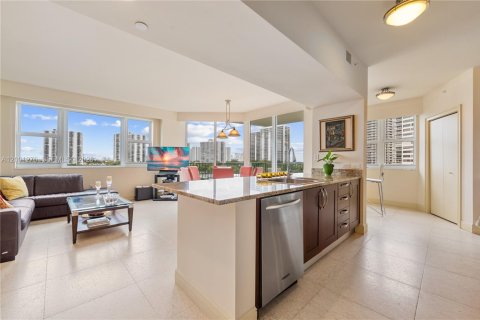 Copropriété à vendre à Aventura, Floride: 2 chambres, 132.94 m2 № 2170231 - photo 4