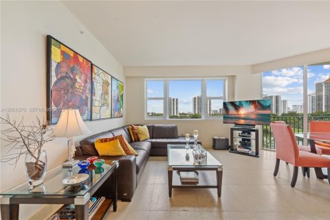 Copropriété à vendre à Aventura, Floride: 2 chambres, 132.94 m2 № 2170231 - photo 10