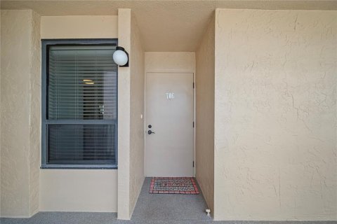 Condo in Clearwater, Florida, 2 bedrooms  № 1857772 - photo 3