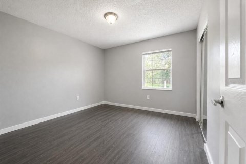Townhouse in Winter Haven, Florida 2 bedrooms, 97.55 sq.m. № 2377793 - photo 11