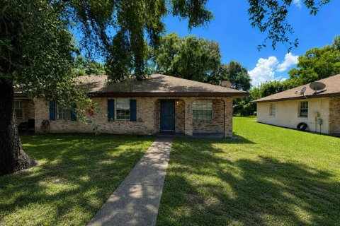Townhouse in Winter Haven, Florida 2 bedrooms, 97.55 sq.m. № 2377793 - photo 2