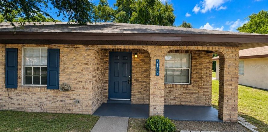 Townhouse in Winter Haven, Florida 2 bedrooms, 97.55 sq.m. № 2377793