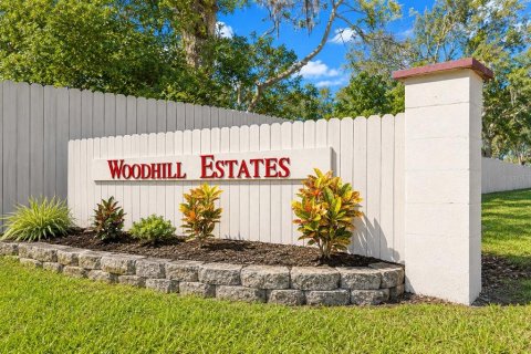 Townhouse in Winter Haven, Florida 2 bedrooms, 97.55 sq.m. № 2377793 - photo 13