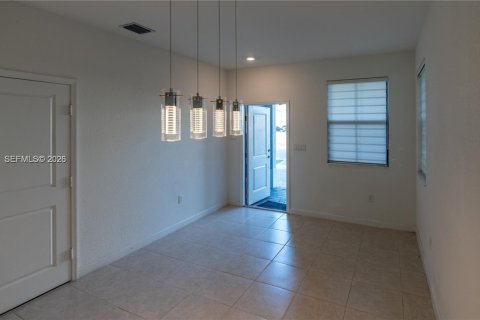 Touwnhouse à louer à Homestead, Floride: 4 chambres, 169.73 m2 № 2397621 - photo 26