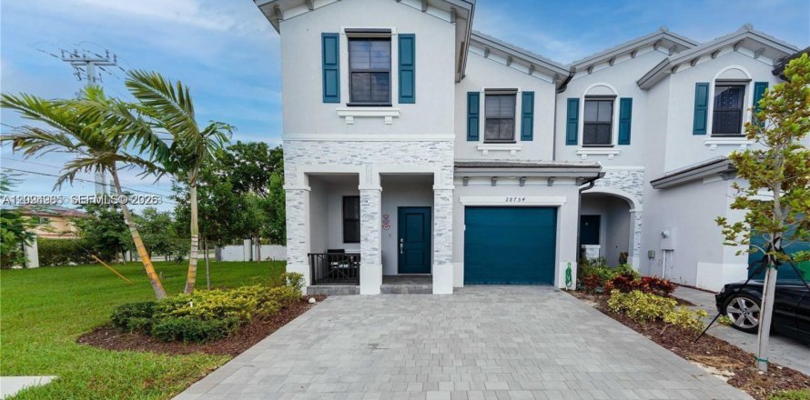 Touwnhouse à Homestead, Floride 4 chambres, 169.73 m2 № 2397621