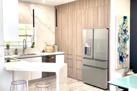 Снять в аренду кондоминиум в Майами, Флорида 1 спальня, 86.4м2, № 1973185 - фото 5