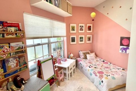 Снять в аренду кондоминиум в Майами, Флорида 1 спальня, 86.4м2, № 1973185 - фото 13