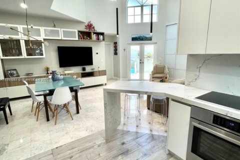 Снять в аренду кондоминиум в Майами, Флорида 1 спальня, 86.4м2, № 1973185 - фото 6