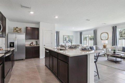 House in BERRY BAY in Wimauma, Florida 4 bedrooms, 214.14 sq.m. № 1873874 - photo 5
