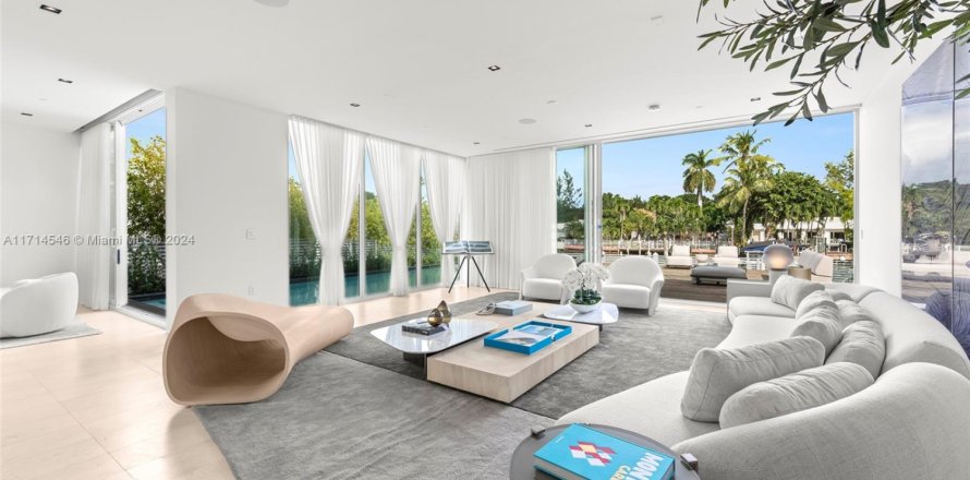 Casa en Miami Beach, Florida 4 dormitorios № 1466662